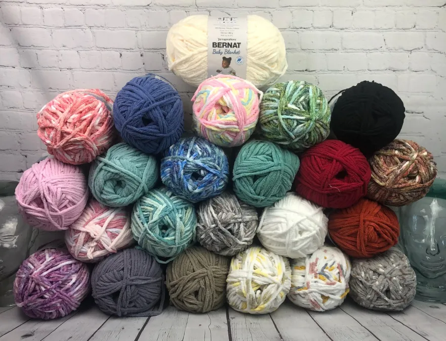 Close-up of Bernat Wool-Up Bulky yarn fiber texture for knitting and crocheting